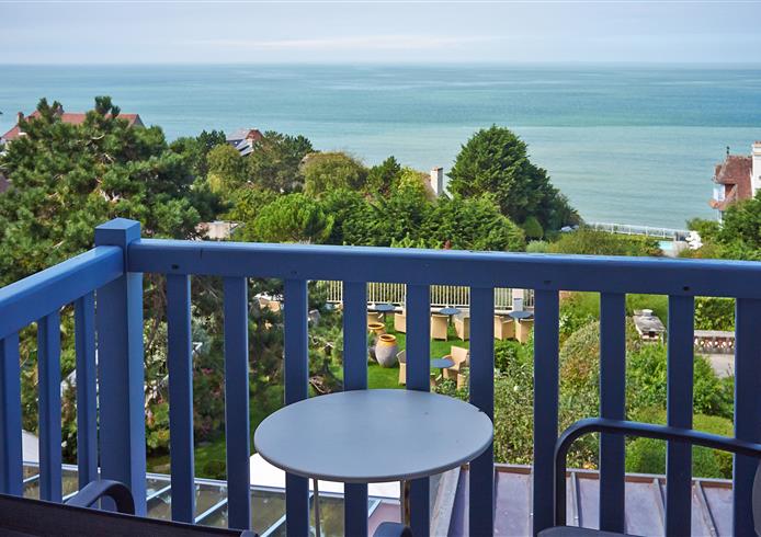 hotel sea view in normandy - Bellevue Hotel