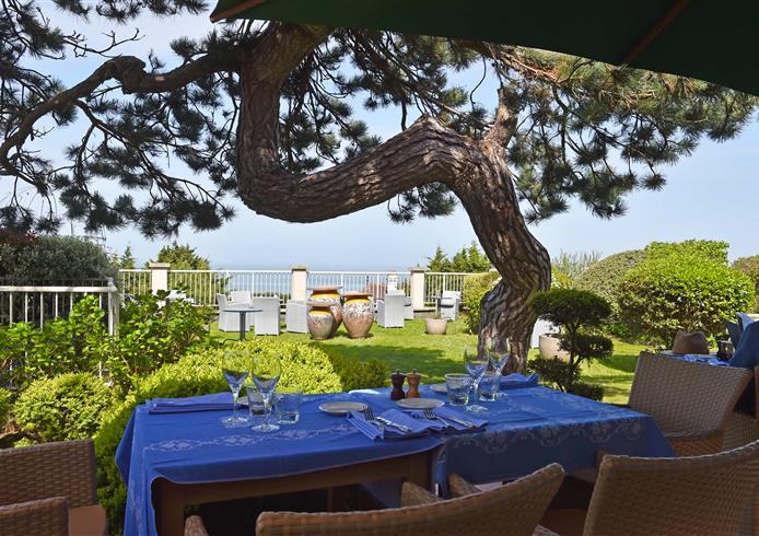Three star hotel restaurant, Villerville - Bellevue Hotel