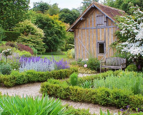 Gardens of the Pays d 'Auge, Cambremer in Normandy - Bellevue Hotel
