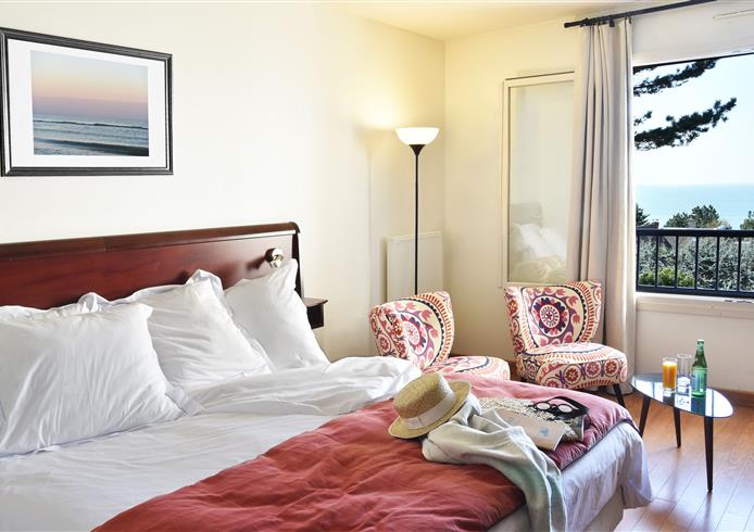 Charming hotel with sea view  - Bellevue Hotel