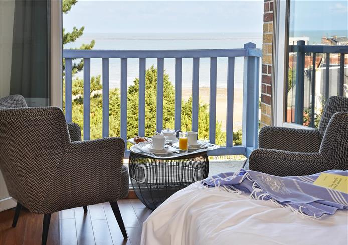Sea view rooms in Honfleur, Deauville and Trouville - Bellevue Hotel