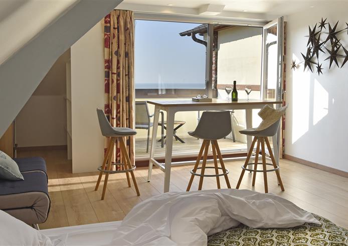 Sea view room in Villerville  - Bellevue Hotel