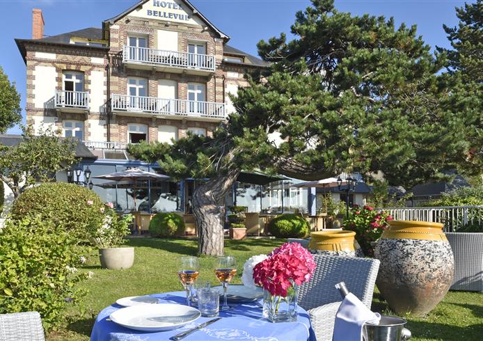 sea view hotel restaurant - Bellevue Hotel