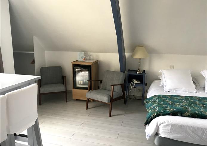 Spacious room with sea view - Bellevue Hotel
