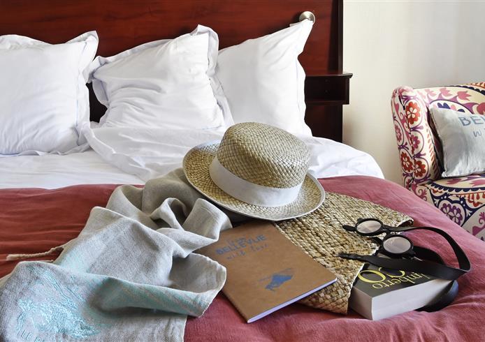 Large room with seaview - Bellevue Hotel