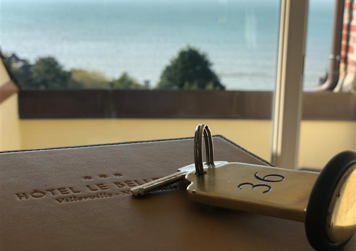 Charming hotel, sea view, Villerville - Bellevue Hotel