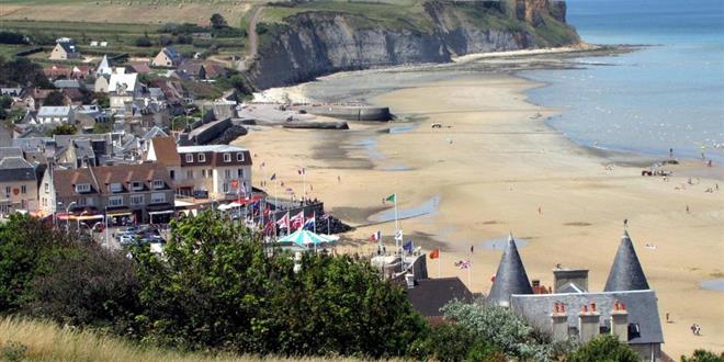 beach of arromanches les bains - Bellevue Hotel