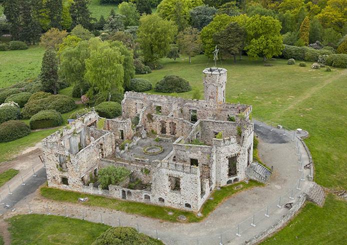 Natural park, ruins, panoramic view  - Bellevue Hotel